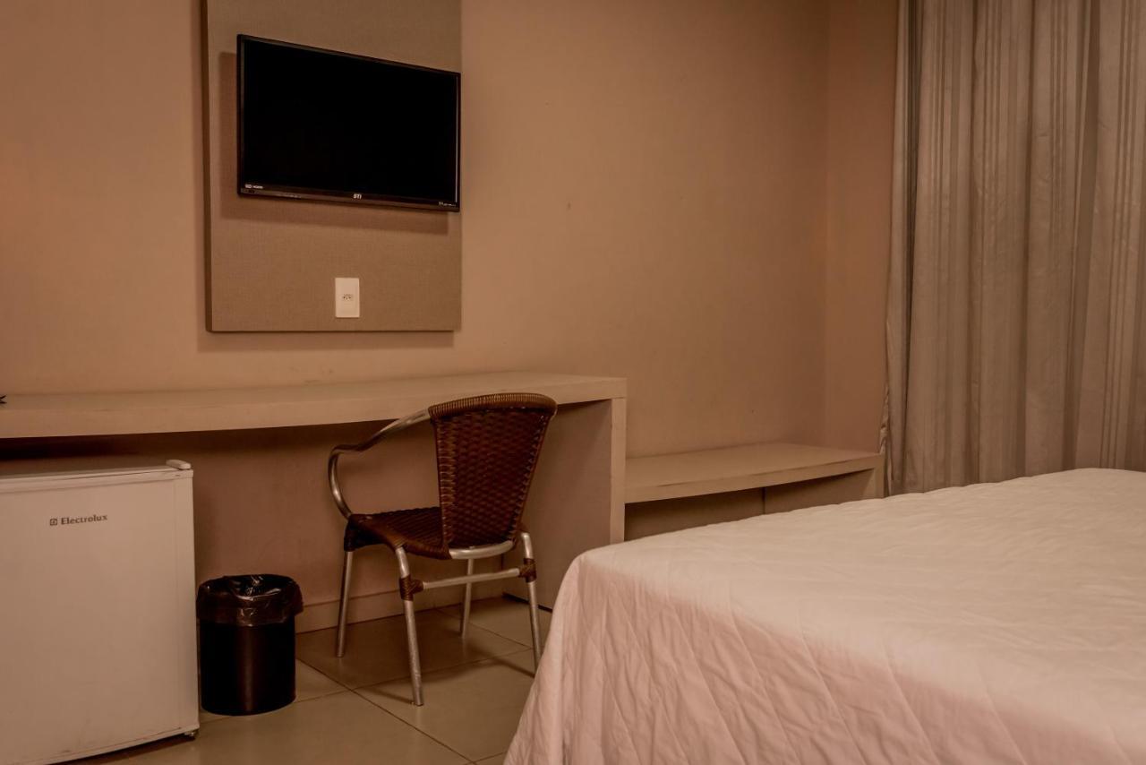 Fenix Hotel Araxá Extérieur photo